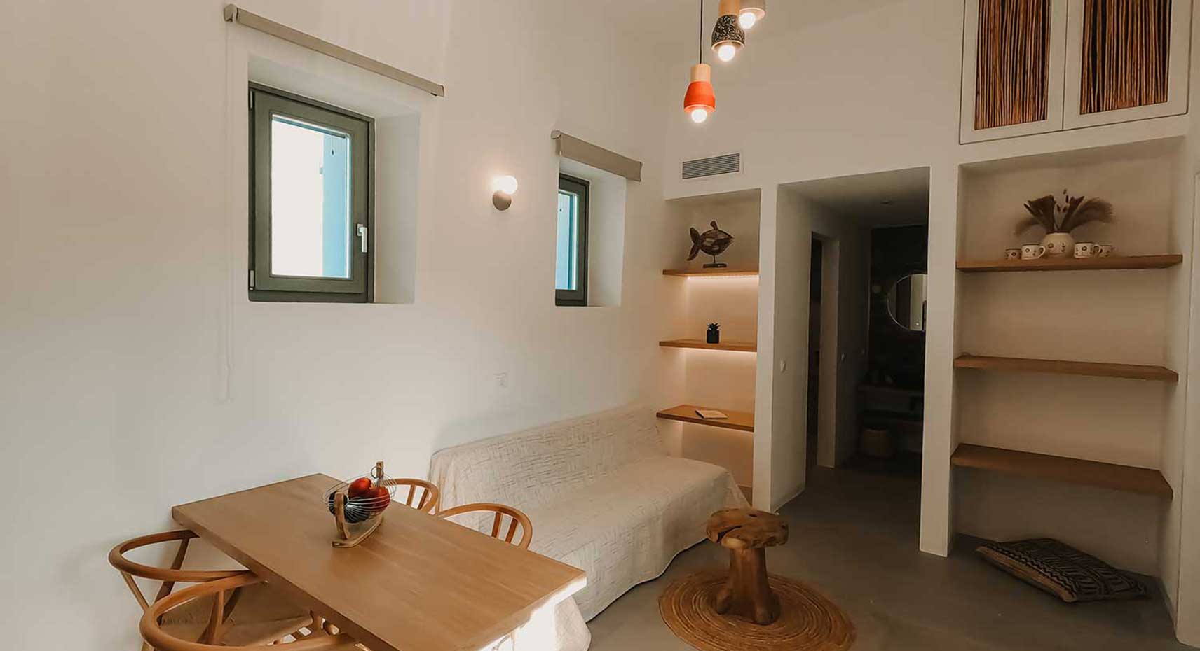 The sitting area of Villa Aelia in Folegandros