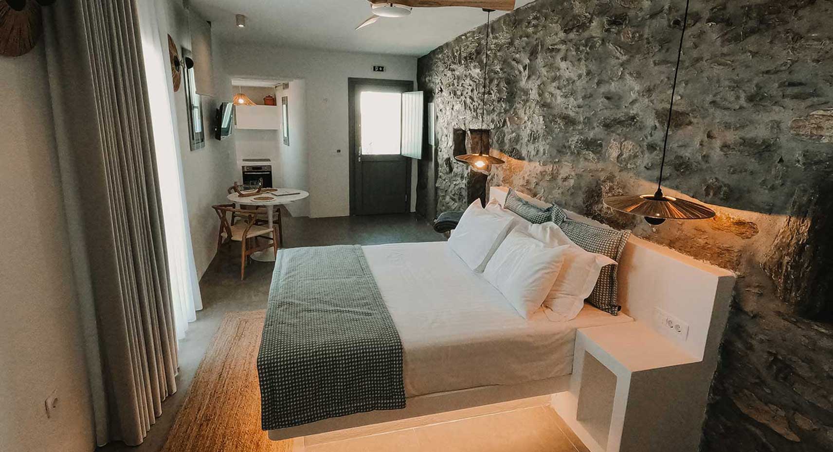 The bedroom of Villa Afrodite