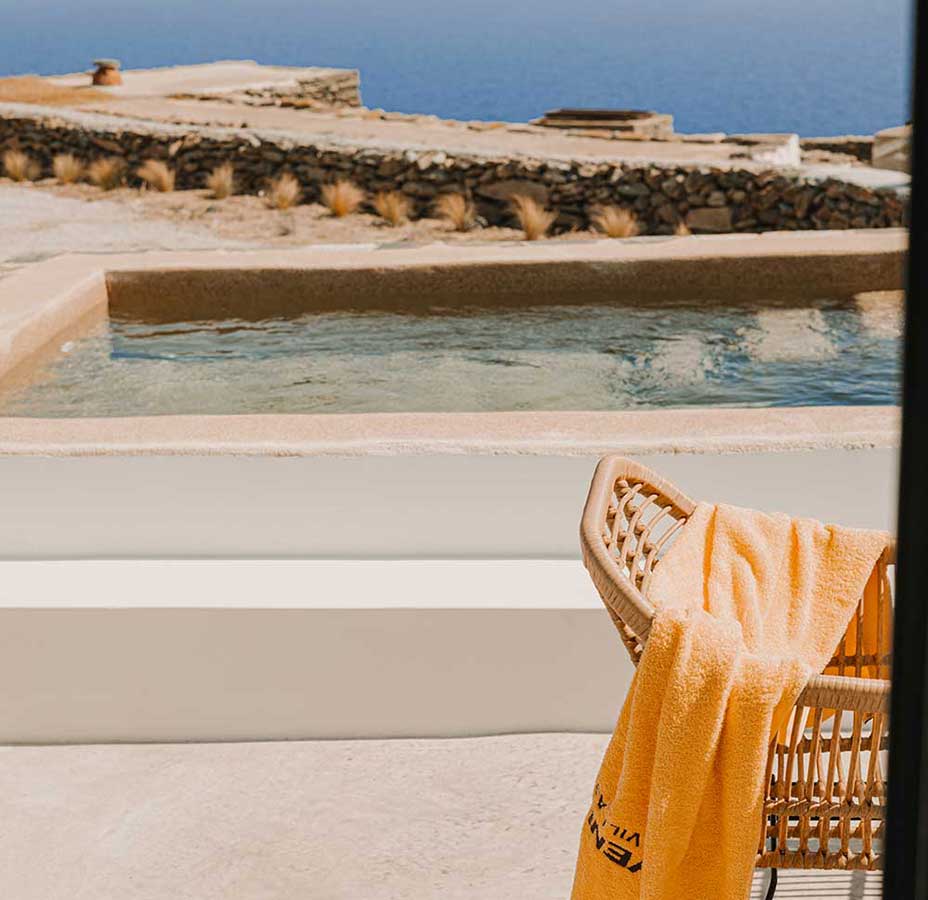 Hydro massage with sea views